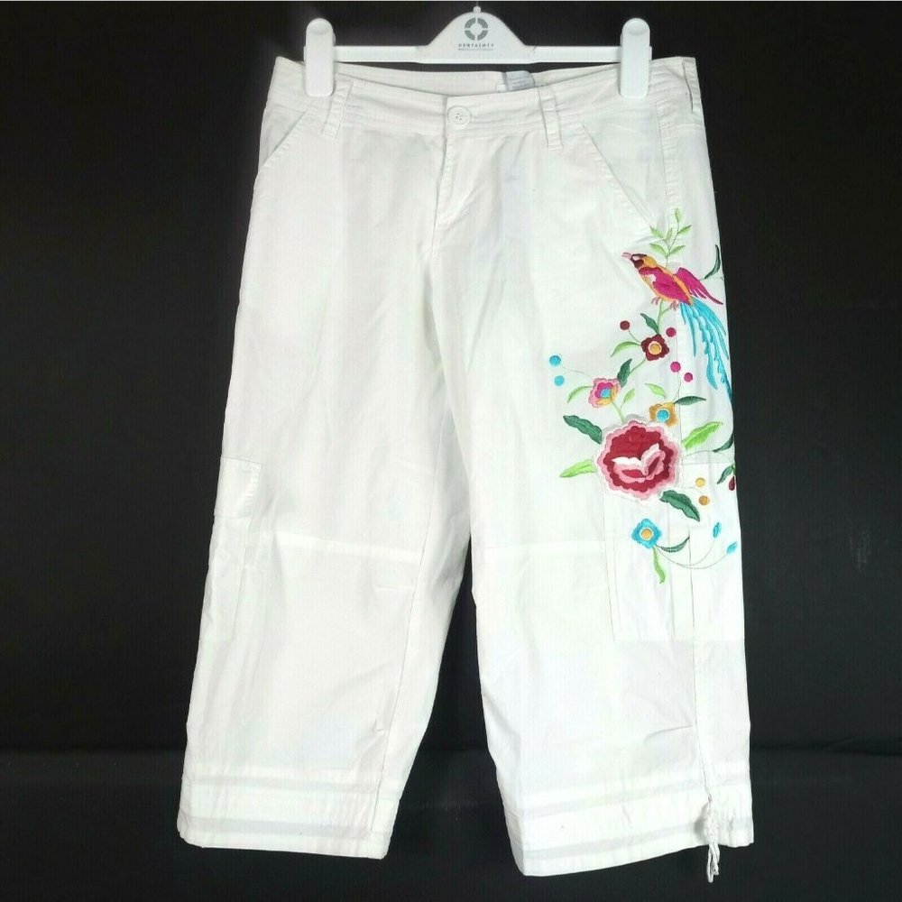 yag Womens Cropped Cargo Capri Pants Embroidered